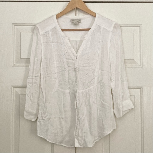 Ariat Womens Blouse size medium - Picture 1 of 3